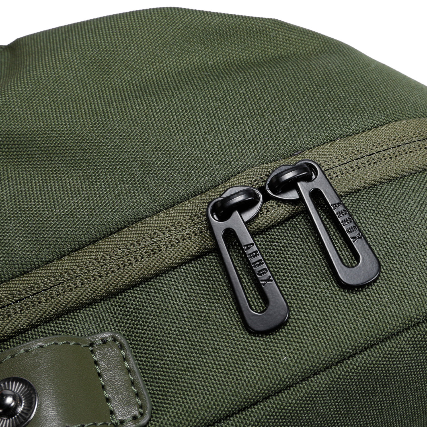 Annox Ecosmart Sling Bag – Vodotěsná taška z upcyklovaného materiálu pro koloběžky, skateboardy a kolečkové brusle