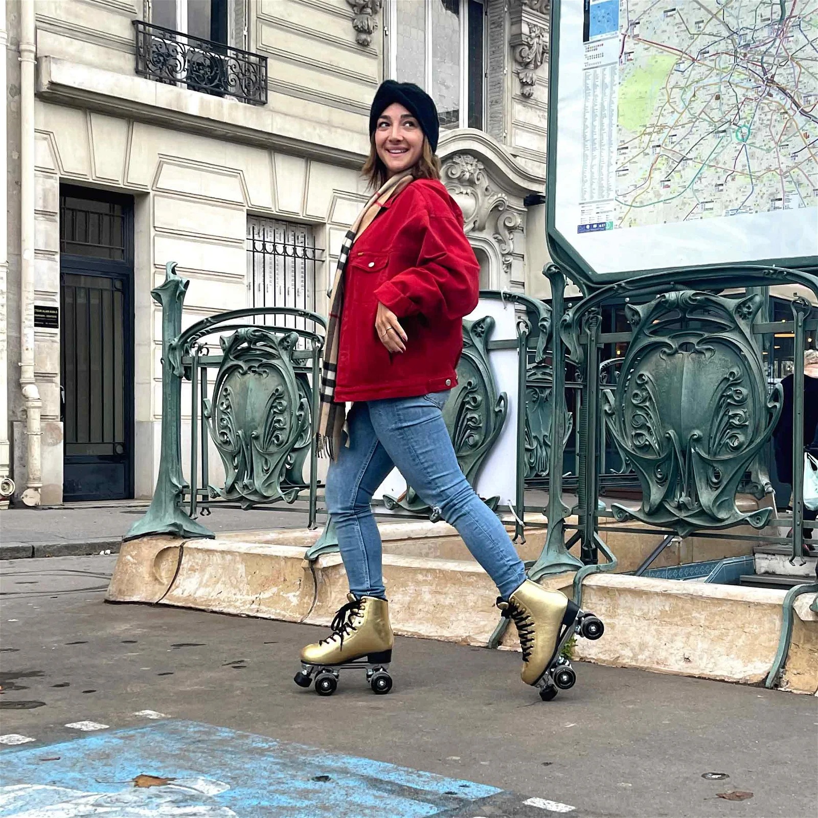Příběh Disco Suede Quad Skates