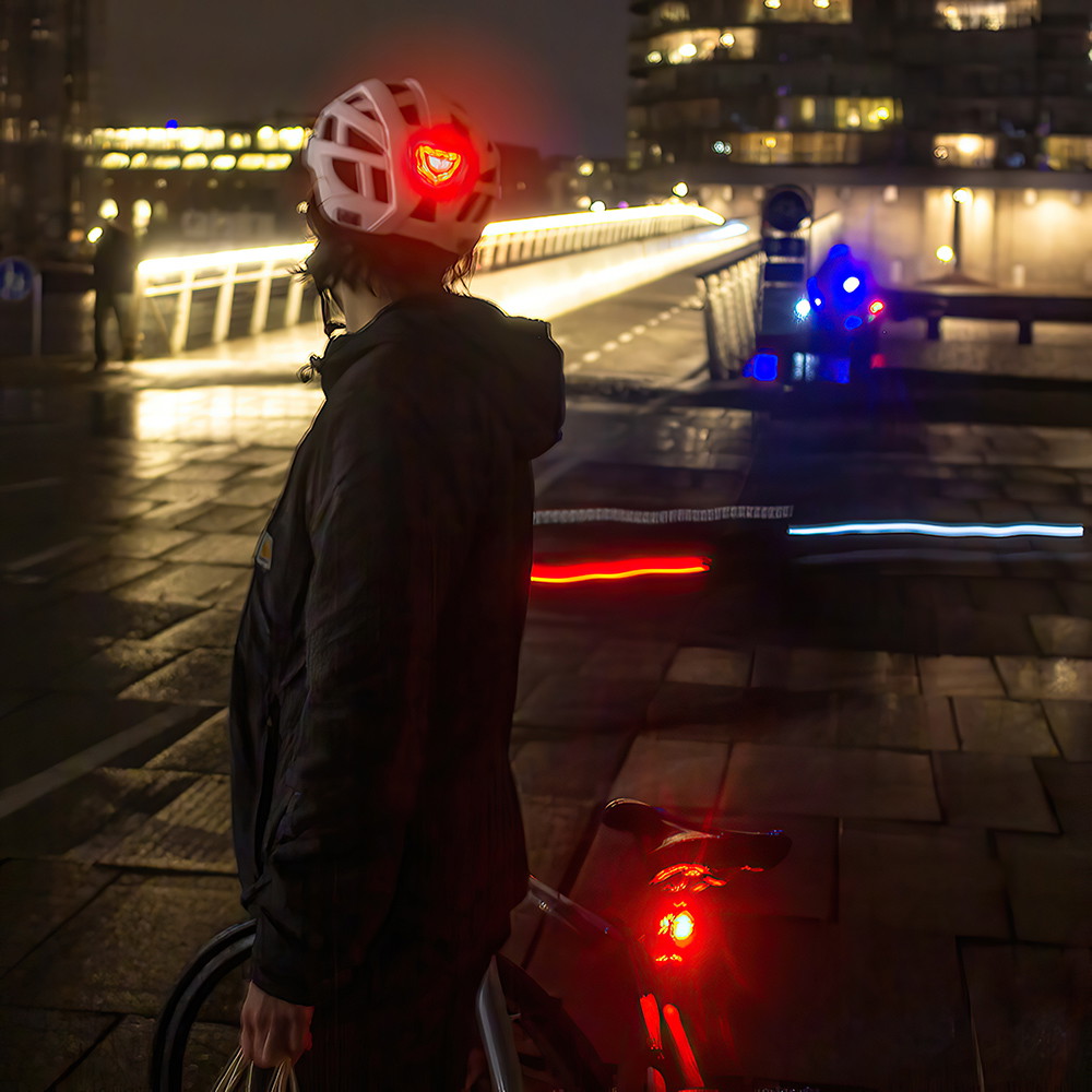 NKX City LED Cyklistická Helma s vestavěným světlem
