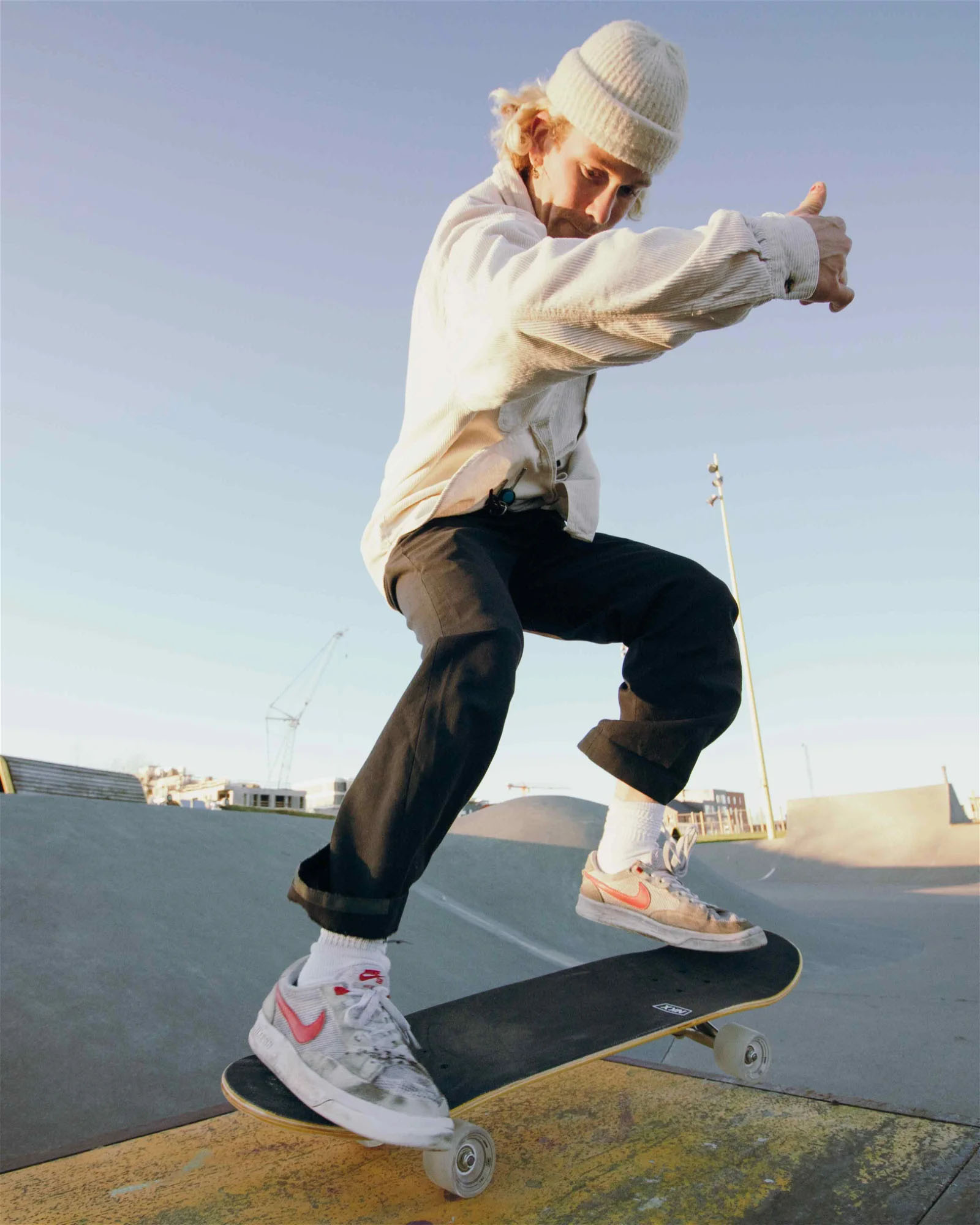 NKX Dobrodružný skateboard