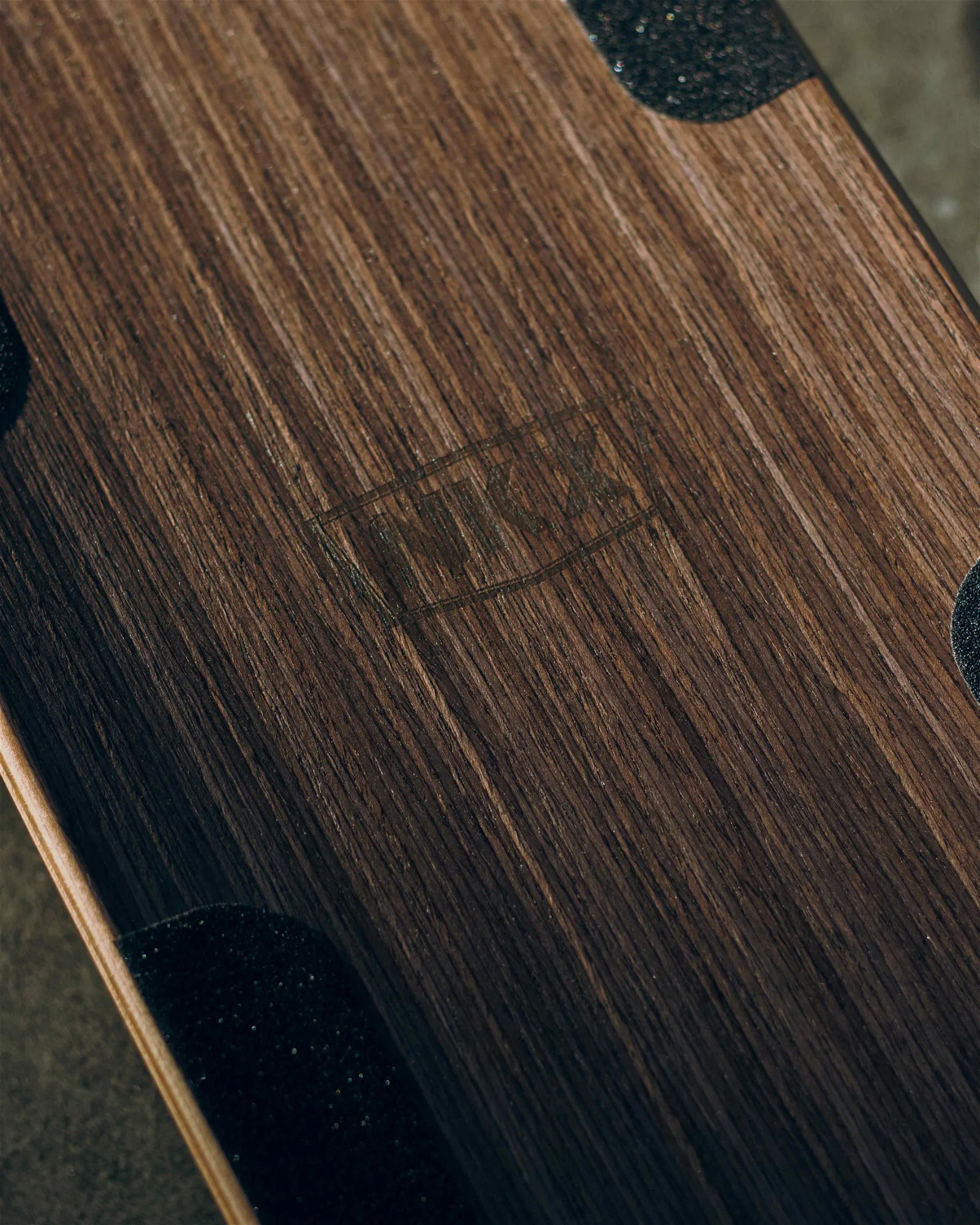 NKX Geometrický Taneční Longboard