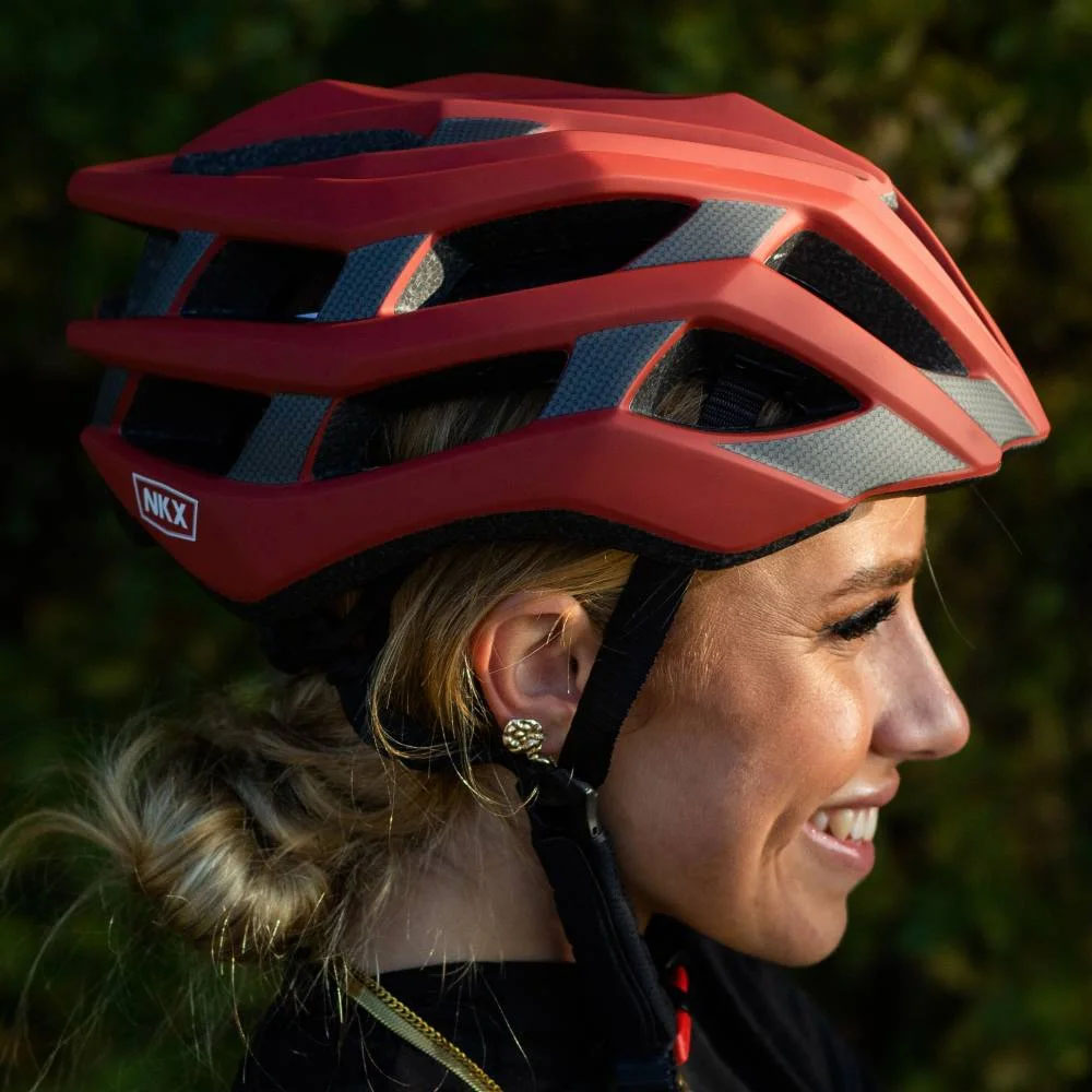 NKX Racer Pro Helma na kolo