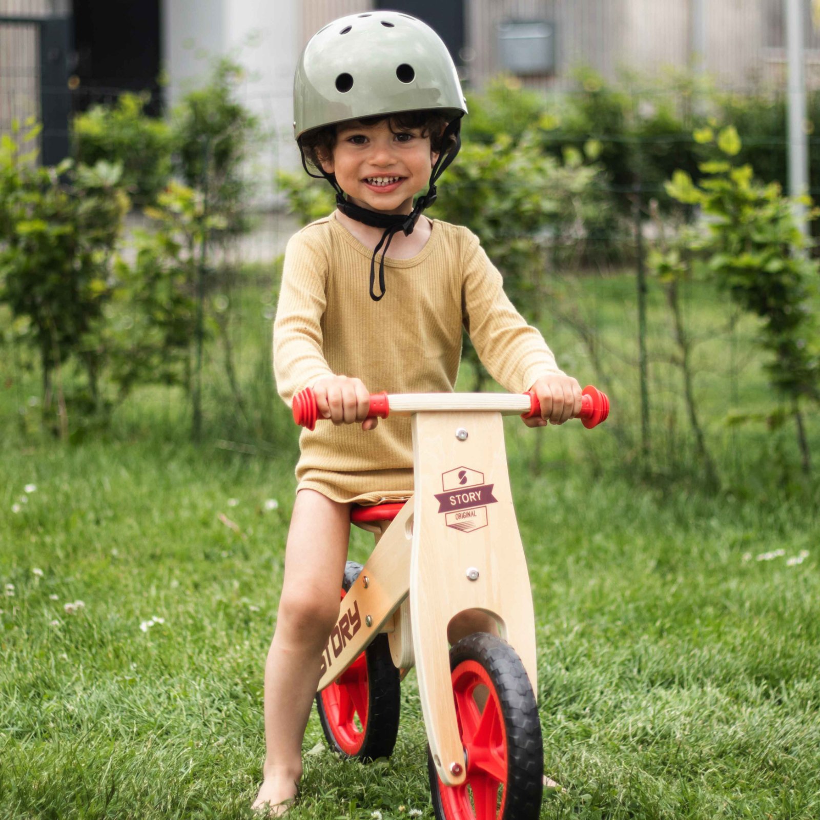 Dřevěný balansový bicykl