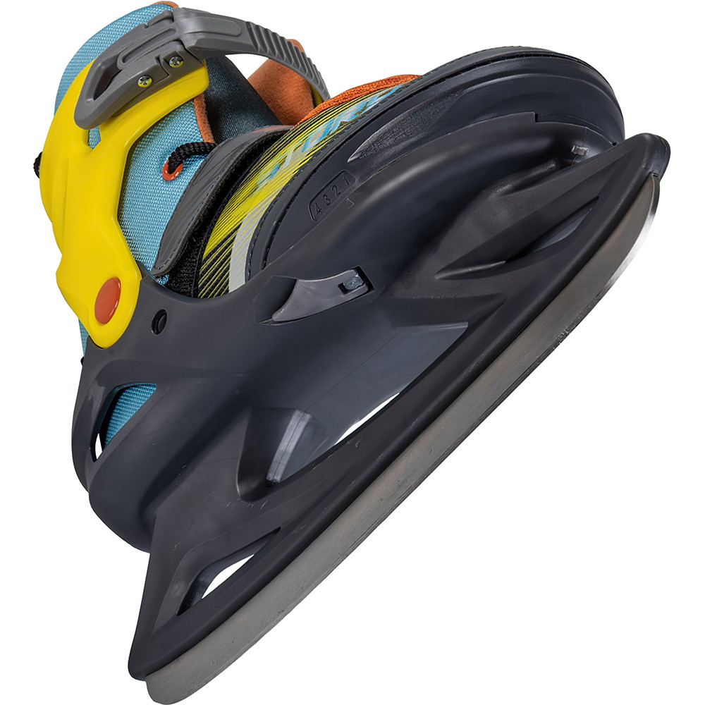 Příběh Eclipse Ice Skates